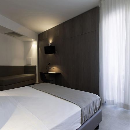 Hotel Eden Алба Адриатика Екстериор снимка