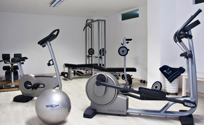 Hotel Eden Алба Адриатика Екстериор снимка
