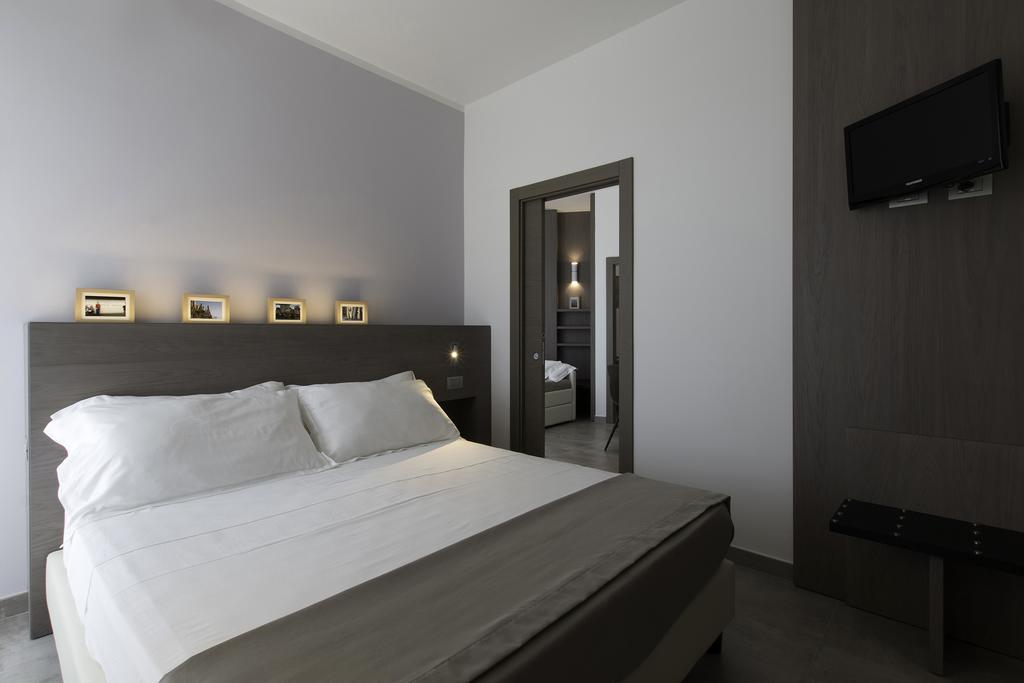 Hotel Eden Алба Адриатика Екстериор снимка