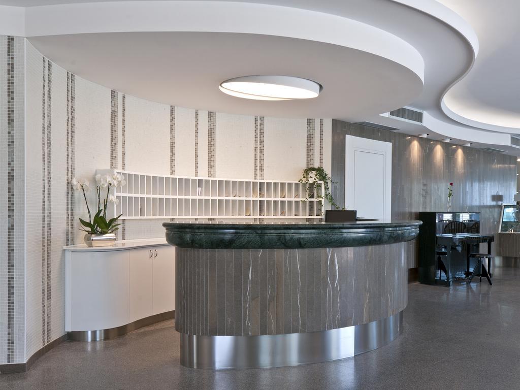 Hotel Eden Алба Адриатика Екстериор снимка